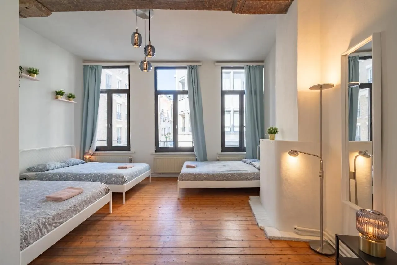 Antwerp Authentic City Center Apartments
